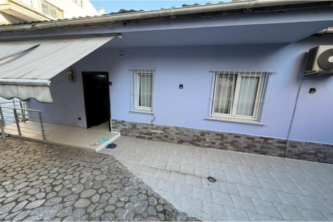 Tirane, jepet me qera shtepi 1+1 Kati 0, 70 m² 500 € (Rruga Sotir Caci, Tiranë)  ID: 530581007-107