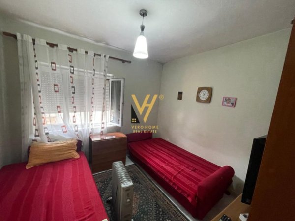 Tirane, jepet me qera apartament 3+1+Ballkon Kati 6, 100 m² 500 € (RRUGA FORTUZI)