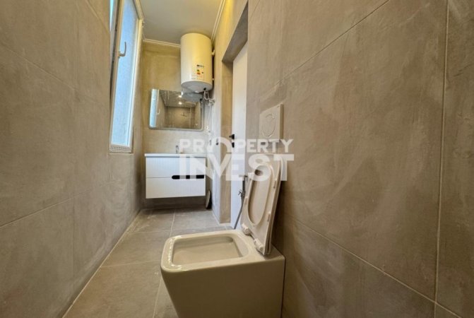 Tirane, jepet me qera ambjent biznesi Kati 2, 120 m² 2.500 € (Blloku)