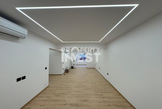 Tirane, jepet me qera ambjent biznesi Kati 2, 120 m² 2.500 € (Blloku)