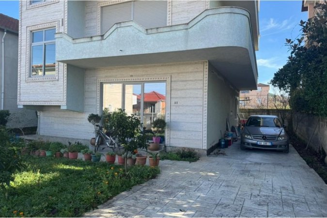 Tirane, shitet Vile , 840 m² 400.000 € (Kombinat, Tiranë(ID: 530261046-439)