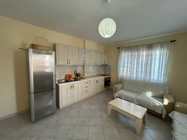 Shkembi Kavajes, shitet apartament 1+1+Ballkon Kati 6, 65 m² 90.000 € 