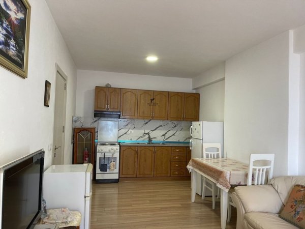 Tirane, shitet apartament 3+1 , 127 m² 230.000 € (5 MAJI)