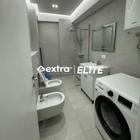 Tirane, jepet me qera apartament 1+1 Kati 4, 55 m² 650 € (Kodra e Diellit 2)