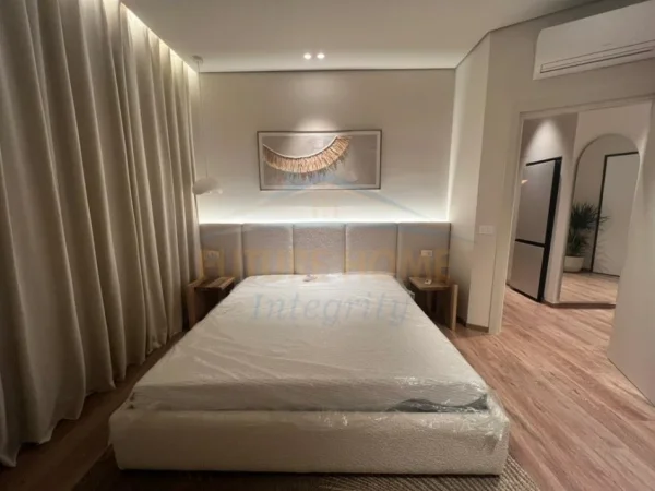 Tirane, jepet me qera apartament 2+1+Ballkon Kati 1, 99 m² 2.700 € (Green Valley Residence, Tiranë.)