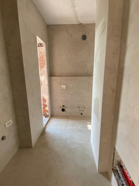 Tirane, shitet apartament 1+1+Ballkon Kati 6, 74 m² 129.500 € 