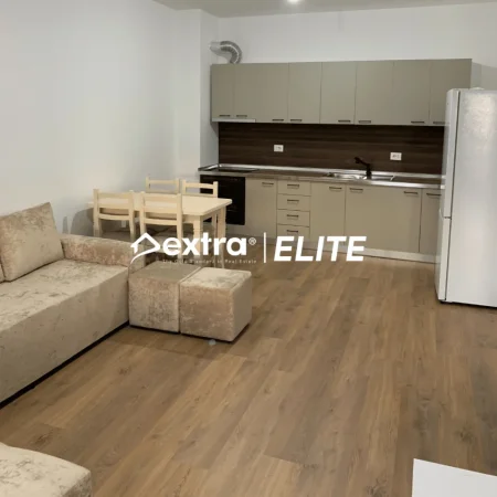 Tirane, jepet me qera apartament 1+1+Ballkon Kati 8, 78 m² 550 € 