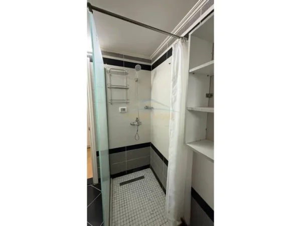 Durres, shitet apartament 2+1 Kati 2, 79 m² 115.000 € (Muzeu i Deshmoreve)