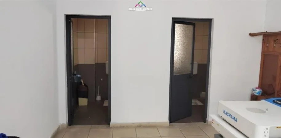 Tirane, jepet me qera magazine Kati 0, 900 m² 3.150 € (tek Ish Fabrika e Qelqit)