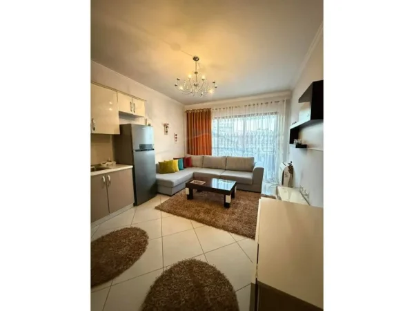 Qira Apartament 1+1 Rotondo, Astir