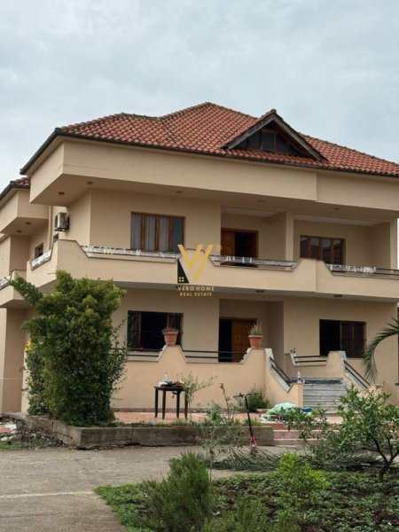 Tirane, jepet me qera Vile 3 Katshe Kati 0, 1.950 m² 2.000 € (ALLIAS)