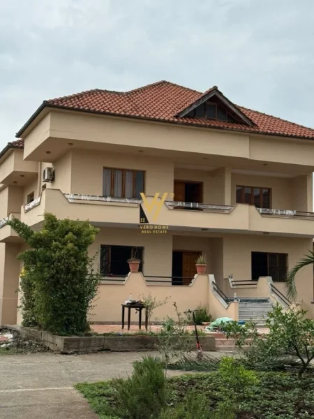 Tirane, jepet me qera Vile 3 Katshe Kati 0, 1.950 m² 2.000 € (ALLIAS)