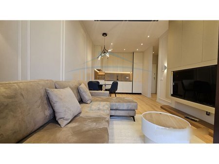 Tirane, shitet apartament 1+1 Kati 7, 77 m² 300.000 € (LIQENI,PARKU OLIMPIK,RRUGA E KOSOVAREVE)