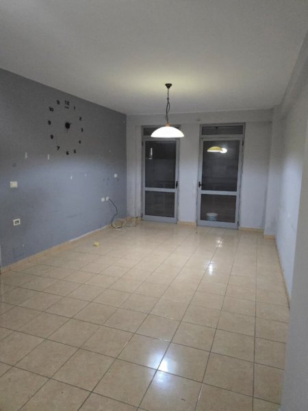 JO AGJENSI, PALLATET CABEJ, SHITET 1+1 Kati 7, 73 m² 90.000 € (Rruga Thoma Koxhaj)