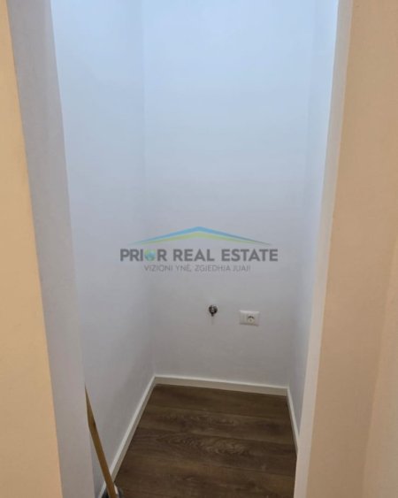 Tirane, shitet apartament 1+1 Kati 4, 59 m² 140.000 €  Rr Kongresi i Lushnjes ( 21 Dhjetori)
