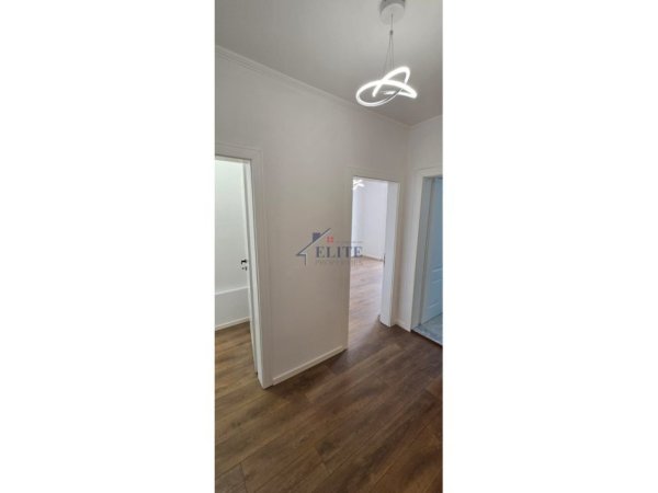 Tirane, shitet apartament 1+1 Kati 4, 59 m² 140.000 € (Prane hotel Mondial)