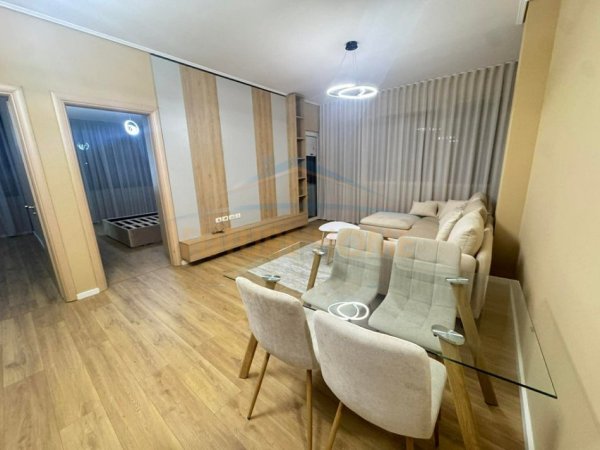 Tirane, shitet apartament 2+1 Kati 8, 91 m² 159.000 € (UNAZA E RE)