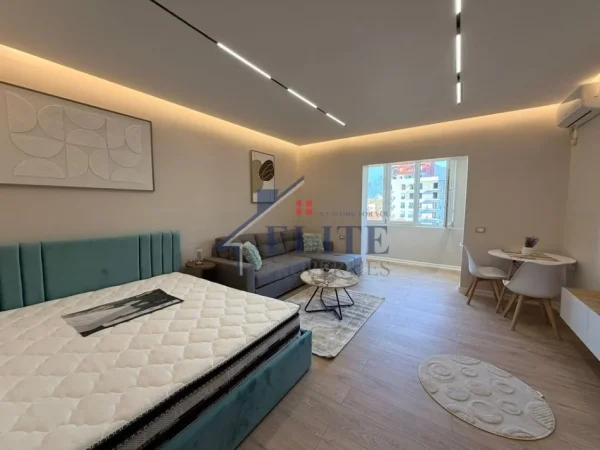 Tirane, shitet garsonier Kati 5, 34 m² 108.000 € (Rruga e Barrikadave)