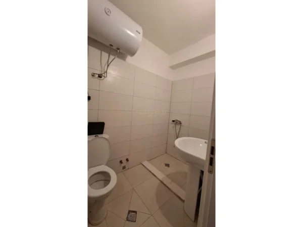 Durres, shitet apartament 1+1 Kati 2, 71 m² 130.000 € (Durres)