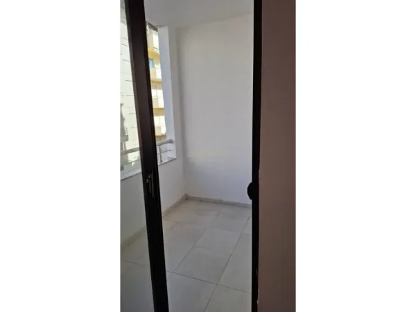 Durres, shitet apartament 1+1 Kati 2, 71 m² 130.000 € (Durres)