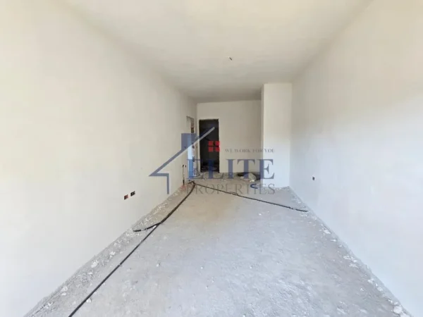 Tirane, shitet apartament 2+1+Aneks+Ballkon Kati 3, 115 m² 115.000 € (Color Splash Paskuqan)