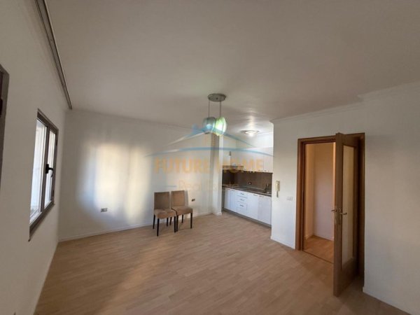 Tirane, shitet apartament 2+1 Kati 1, 105 m² 235.000 € (Rruga Ali Pashe Gucia)