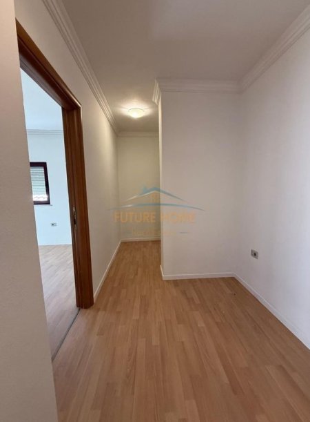 Tirane, shitet apartament 2+1 Kati 1, 105 m² 235.000 € (Rruga Ali Pashe Gucia)