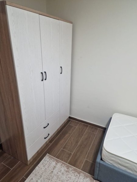 Tirane, jepet me qera apartament 2+1 Kati 0, 80 m² 700 € (Stacioni i Trenit (TE ESP OIL))