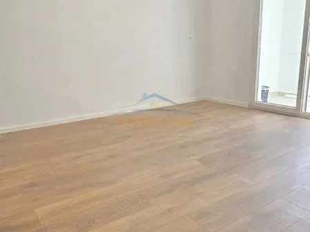 Tirane, shitet apartament 1+1 Kati 4, 58 m² 140.000 € 