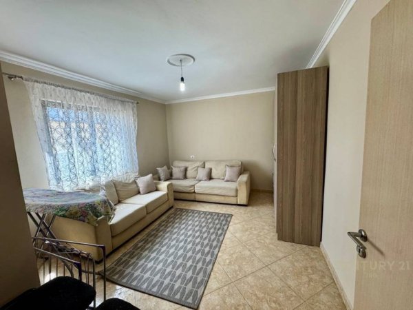 Tirane, shitet apartament 2+1 Kati 5, 75 m² 125.000 € (Brryli)