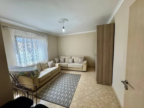 Tirane, shitet apartament 2+1 Kati 5, 75 m² 125.000 € (Brryli)