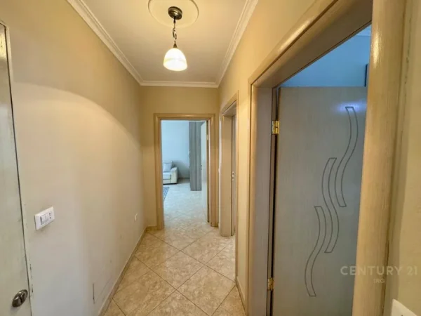 Tirane, shitet apartament 2+1 Kati 5, 75 m² 125.000 € (Brryli)