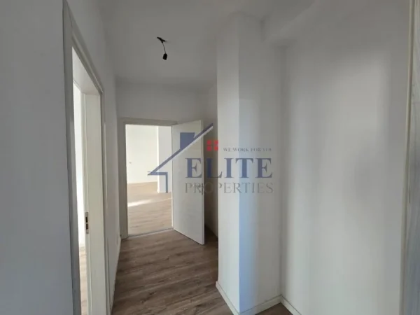 Tirane, shitet apartament 2+1+Ballkon Kati 6, 122 m² 188.139 € (Rruga Dritan Hoxha)