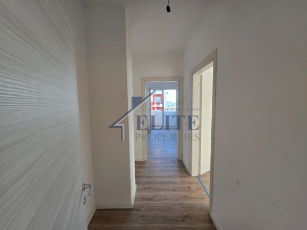 Tirane, shitet apartament 2+1+Ballkon Kati 6, 122 m² 188.139 € (Rruga Dritan Hoxha)