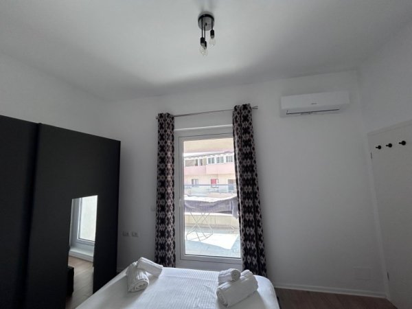 Tirane, shitet apartament 2+1 , 82 m² 129.000 € (Kompleksi Mngalem)