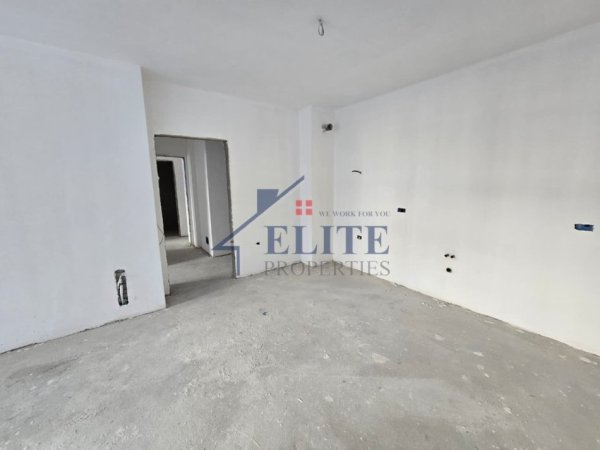 Tirane, shitet apartament 2+1+Ballkon Kati 4, 105 m² 177.582 € (Rruga Dritan Hoxha)