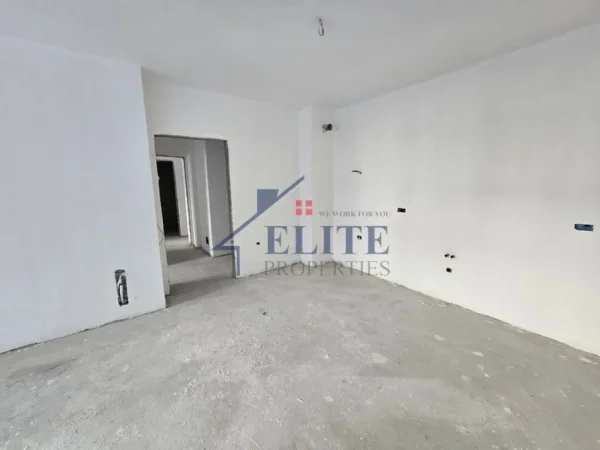 Tirane, shitet apartament 2+1+Ballkon Kati 4, 105 m² 177.582 € (Rruga Dritan Hoxha)