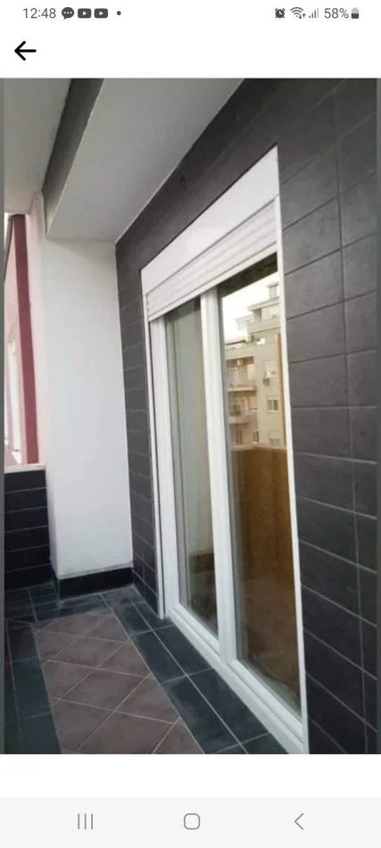 Tirane, jepet me qera apartament 2+1+Ballkon Kati 4, 100 m² 350 € (FRESKU)