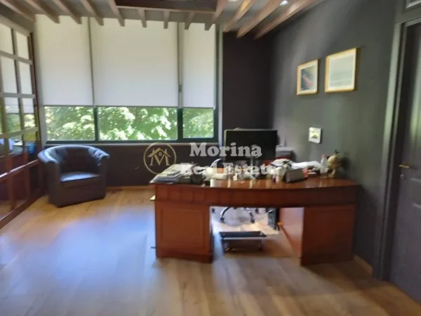 Tirane, shitet ambjent biznesi Kati 2, 192 m² 960.000 € (Blloku)