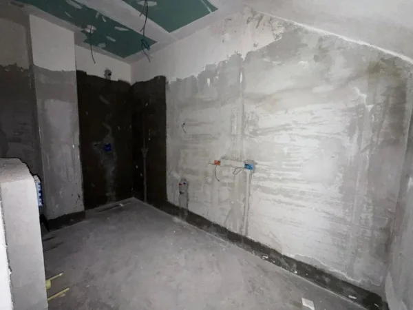 Tirane, shes apartament 3+1+Ballkon Kati 5, 191 m² 348.640 € (Shkoze)