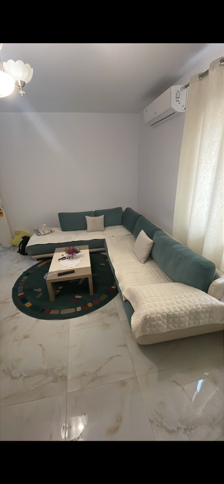 Tirane, ndarje qeraje apartament 1+1+Ballkon Kati 2, 77 m² 500 € (Rruga haxhi isuf banka)