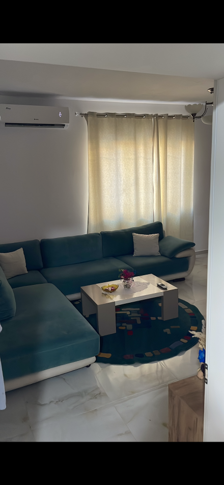 Tirane, ndarje qeraje apartament 1+1+Ballkon Kati 2, 77 m² 500 € (Rruga haxhi isuf banka)