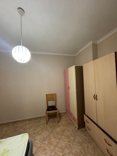 Tirane, jepet me qera apartament 2+1+Ballkon Kati 6, 6 m² 450 € (rruga 5 Maj, concord center)