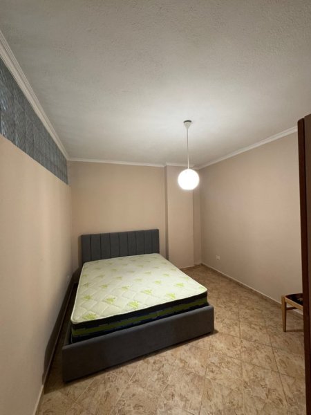 Tirane, jepet me qera apartament 2+1+Ballkon Kati 6, 6 m² 450 € (rruga 5 Maj, concord center)