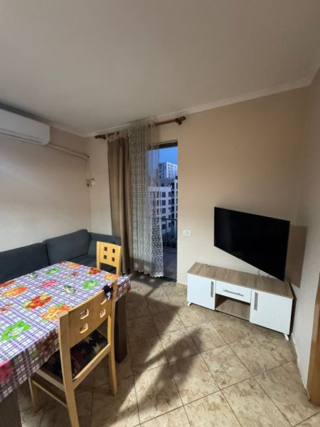Tirane, jepet me qera apartament 2+1+Ballkon Kati 6, 6 m² 450 € (rruga 5 Maj, concord center)
