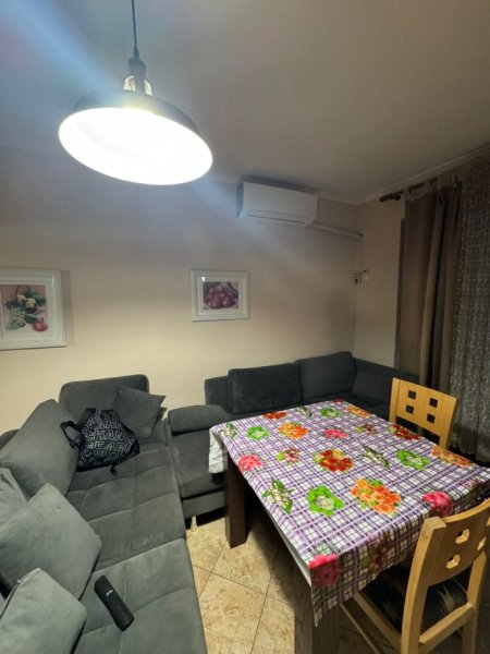 Tirane, jepet me qera apartament 2+1+Ballkon Kati 6, 6 m² 450 € (rruga 5 Maj, concord center)
