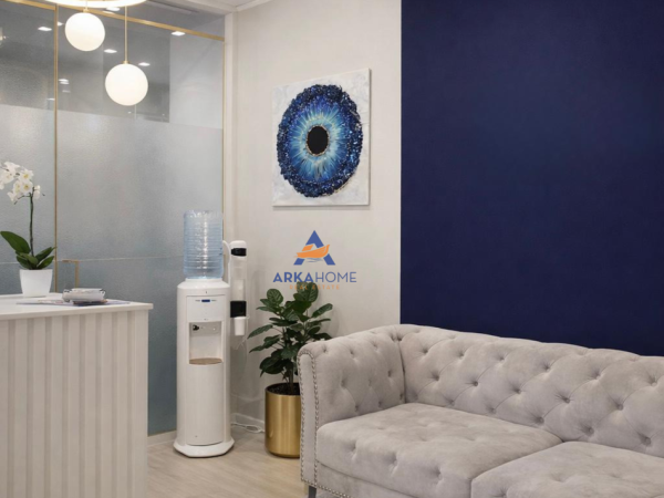 Tirane, shitet ambjent biznesi Kati 0, 60 m² 