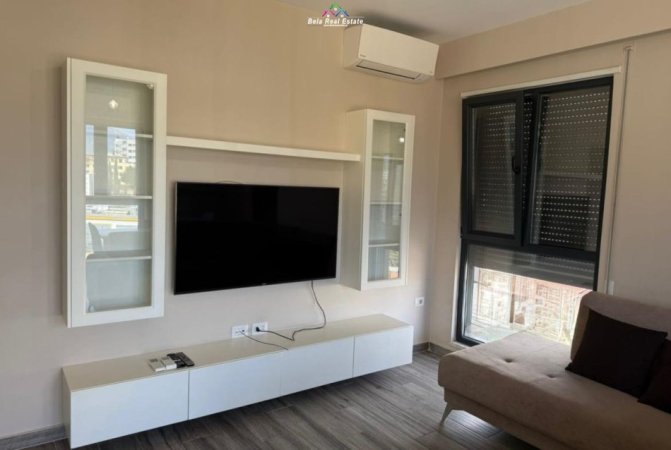 Tirane, jepet me qera apartament 1+1 Kati 6, 65 m² 550 € (Rruga e Elbasanit)