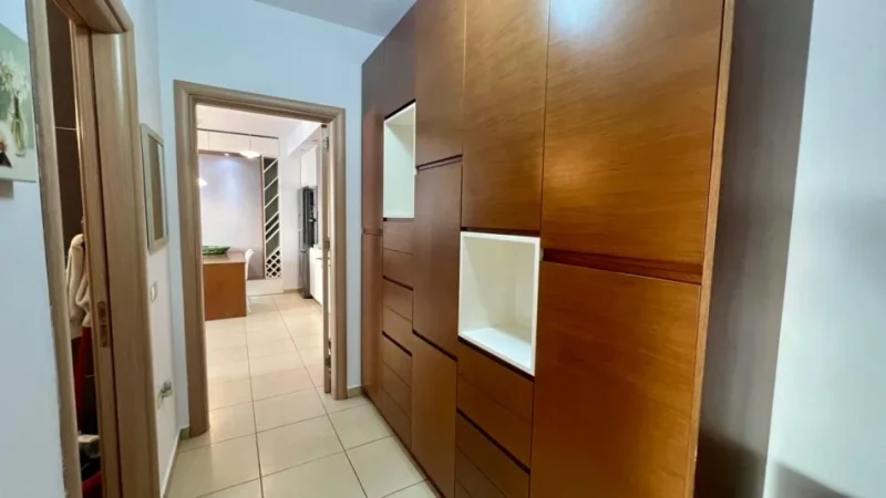 Me Qera : 1+1📍Kulla e Pare e Concord Center(5 Maj) - 650€ - S.80m² - Hera e Pare me Qera✨