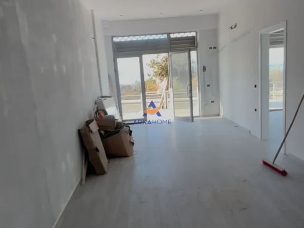 Vlore, shitet apartament 1+1 Kati 0, 70 m² 110.000 € (VLORE)